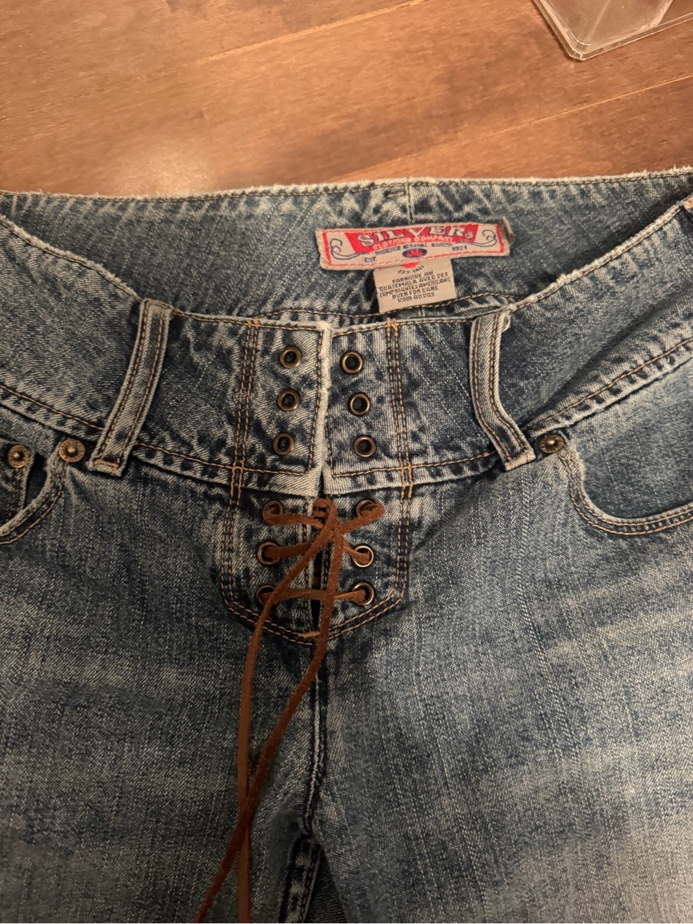 Silver Jeans Women's Lace-Up Flare in Light Blue Wash - Picture 2 of 4